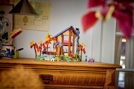 LEGO Friends Cozy Fall Forest Cabin 1229τμχ