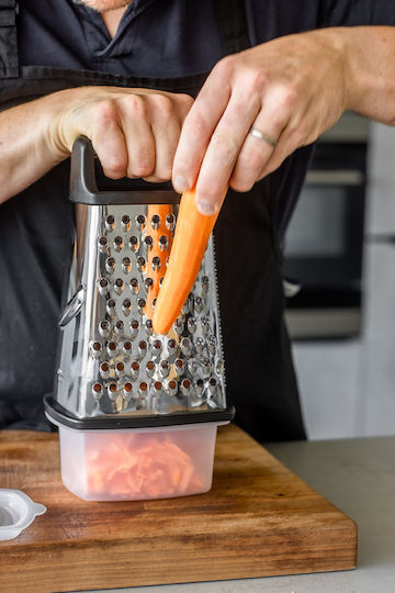 Kitchen Craft Τρίφτης για Φρούτα & Λαχανικά με Δοχείο