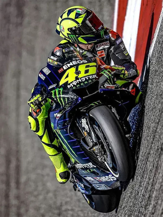 Poster MotoGP Valentino Rossi GP008 40cm X 50cm Premium Black Wooden Frame