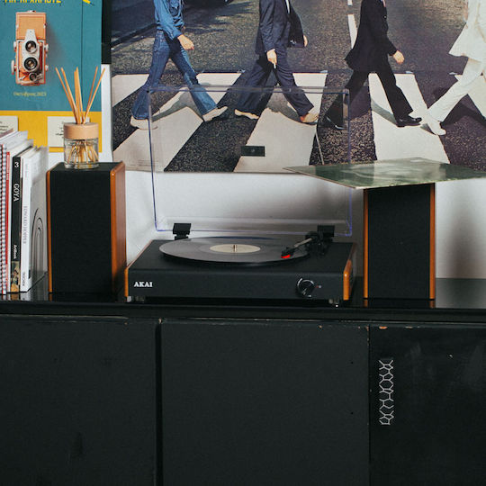 Akai Proffesional ATT-240SP Πικάπ με Προενίσχυση και Ενσωματωμένα Ηχεία Μαύρο