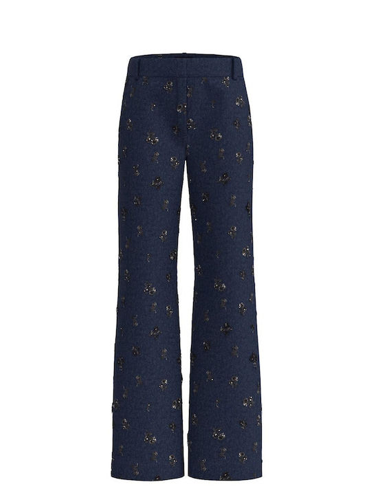Women's Jean Pants in Straight Leg Style