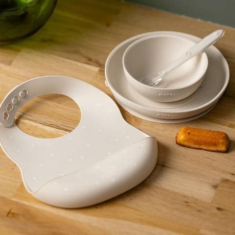 Nattou Feeding Set made of Silicone with Non-Slip Base White 4pcs