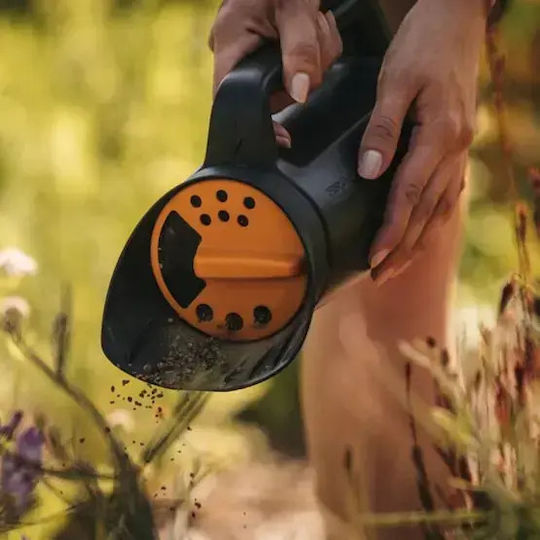 Fiskars 1057076 Сеялка с Капацитет 2.3л