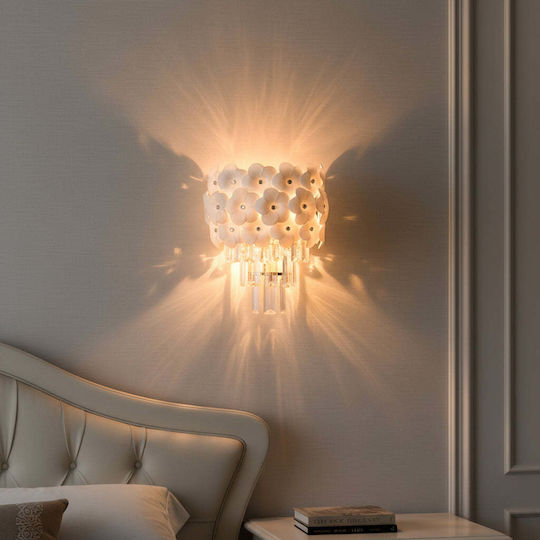Alista Home Wall Lamp with E14 Socket Gold