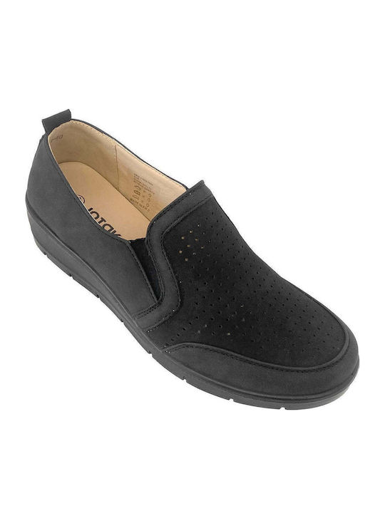 Γυναικεία Slip-On από Συνθετικό Δέρμα Μαύρα