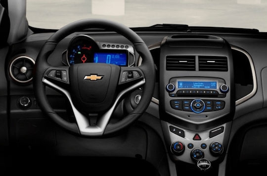 Digital IQ Car Audio System for Chevrolet Aveo 2011-2014 (Bluetooth/USB/WiFi/GPS/Apple CarPlay/Android Auto) with 9" Touch Screen
