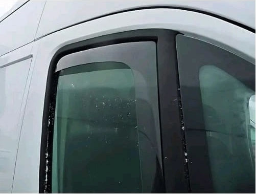 Satz Windabweiser Vordere für Opel Vivaro Renault Verkehr Nissan Primastar 2Stück