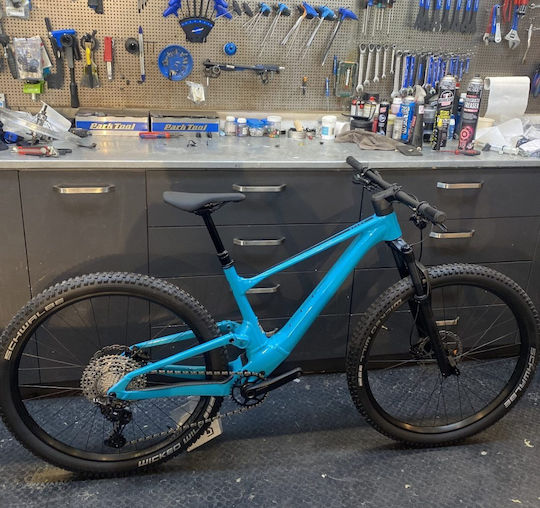 Scott Spark 960 29" 2026 Тюркоазен Планински Велосипед с Скорости