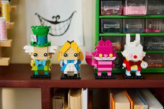 LEGO Brick Headz Alice in Wonderland pentru 10+ Ani 601 buc