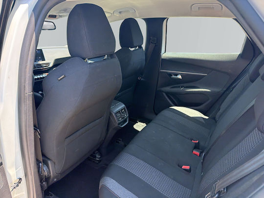 Peugeot 3008 1.5 BlueHDI EAT8 Active Plus '22