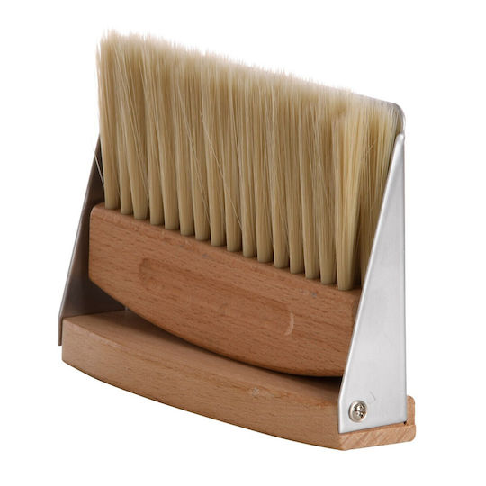 Magnetic Brush Dustpan