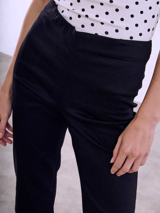 Celestino Γυναικείο Παντελόνι Κάπρι Ελαστικό Slim Fit Μαύρο