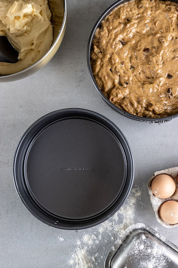 Kitchen Craft Bakeware Tin For Cake Round 2 Pieces