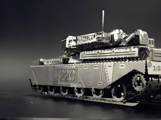 Figure in Scale 2:40