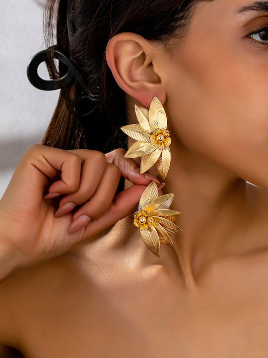 Dangle Earrings Made of Gold Plated Steel with Pearls