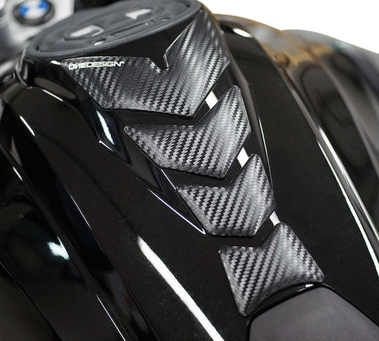 Protective Tank Moon Soft Carbon 21,3x12,3cm Onedesign
