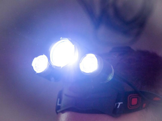 SGTT Lanternă Reîncărcabilă De Cap LED IPX3 Cu Luminozitate Maximă 300lm