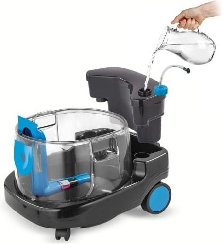 Aspirator Umed-Uscat 2200W cu Recipient din Plastic 4lt