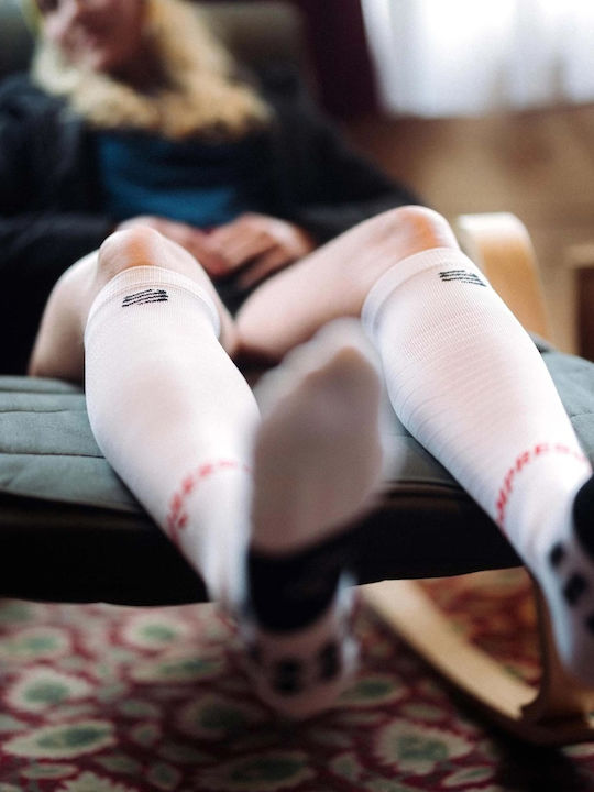 Compressport 2.0 Recovery Αθλητικές Κάλτσες Λευκές