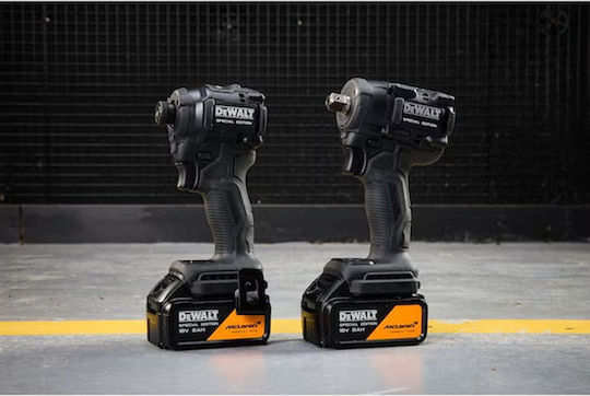 DEWALT McLaren Akkubetriebene Werkzeugsets Schlagschrauber & Schlagschraubendreher Brushless 18V mit 2 Batterien 5Ah und Hartschalenkoffer