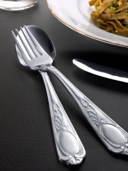 Cmielow Rococo White Porcelain Dinnerware Set 50pcs
