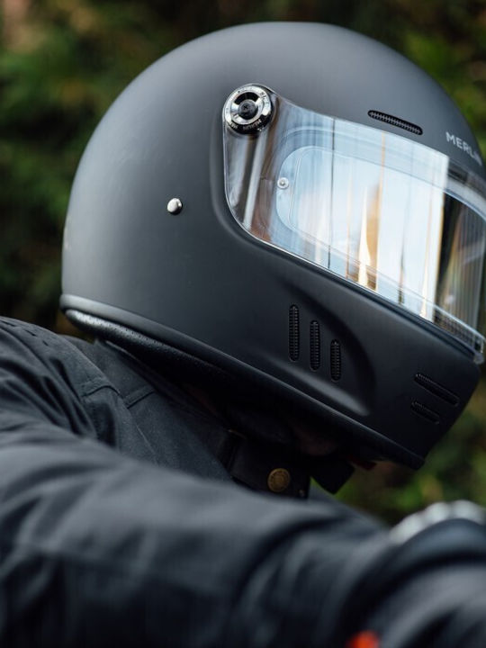 Merlin Revival Matt Black Motorcycle Helmet Full Face ECE 22.06 with Sun Visor