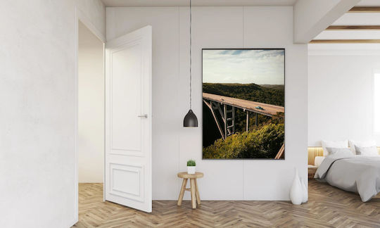 Bridge Over Forested Valley Γέφυρα Πάνω Από Τη Δασώδη Κοιλάδα