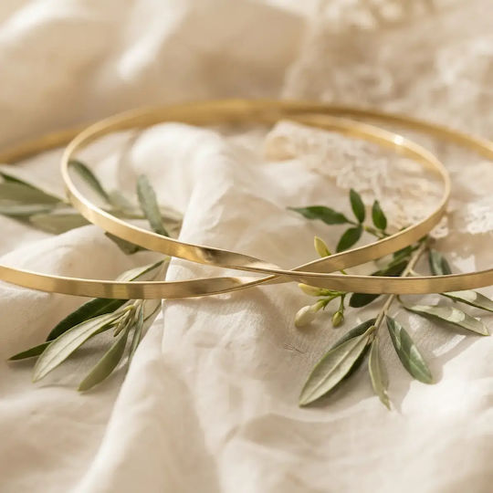 Versilberte Hochzeitskronen