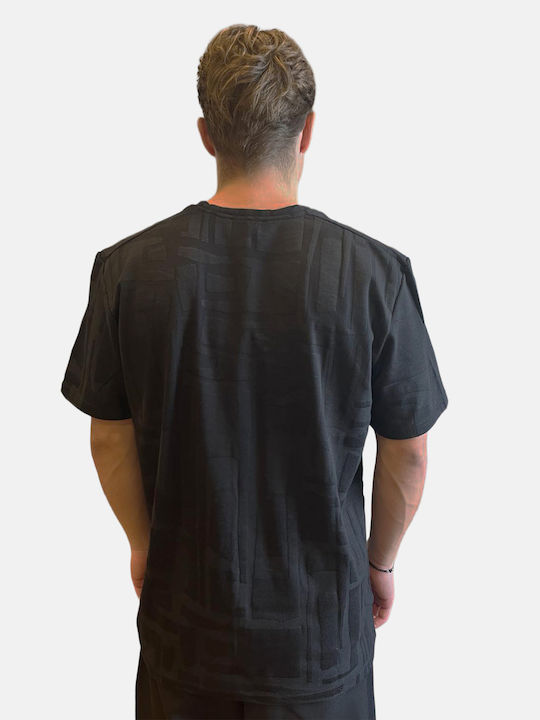 Nineteen Apparel Club