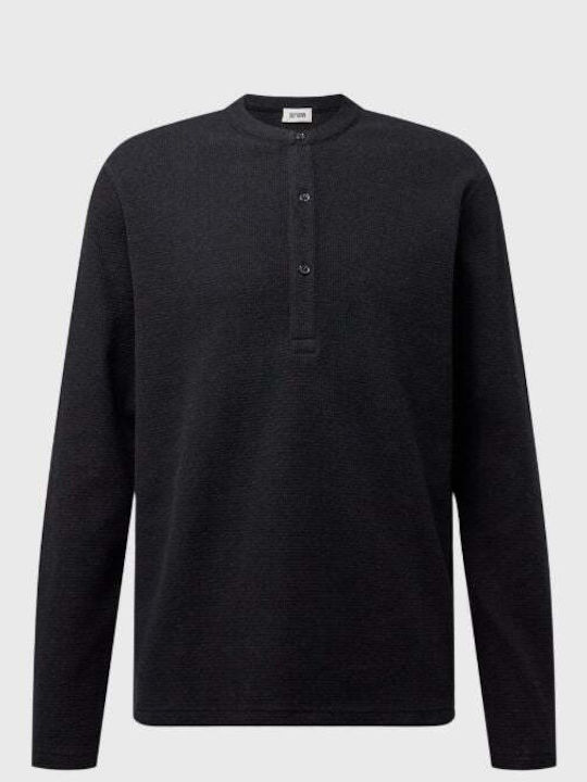 Long Sleeve Black Blouse