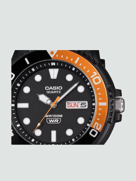 Casio Herrenuhr 44mm Batteriebetrieb mit Schwarzem Gummiarmband
