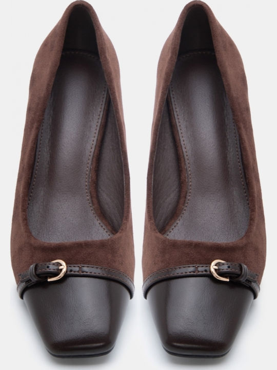 Pointed Toe Heels with Medium Brown Heel