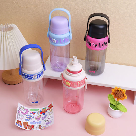 Baby- und Kleinkindbecher aus Kunststoff