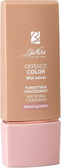 Defence Color Liquid Foundation SPF15 Honey 05 30ml