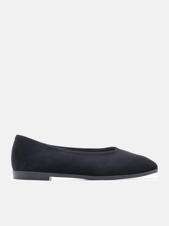 Women's Pointed Toe Ballerina Shoes In Black Colour
