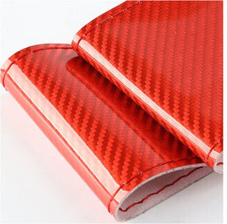 Husă pentru volan auto din piele perforată cu ac și ață mărimea M roșu culoare carbon cusătură roșie premium model Smartic Sma-000154