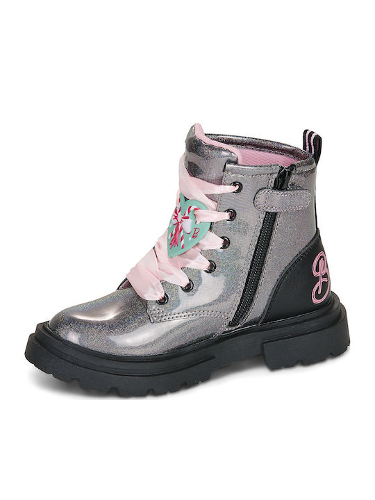 Kinderstiefel aus Lackleder mit Schnürsenkeln Silber