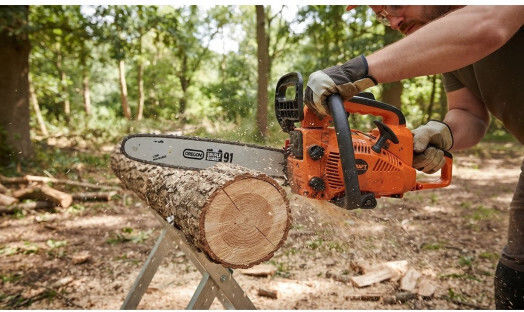 Kraft Gasoline Chainsaw 3.25kg with Blade 25cm