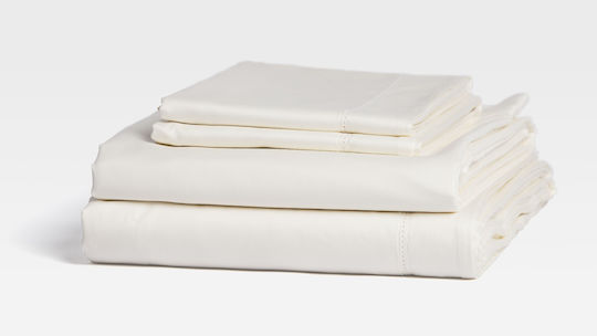 Valeria Home Set Huse Pentru Pilote 200x220cm Dublă Cu 2 Fețe De Pernă Și 1 Cearșaf Ivory