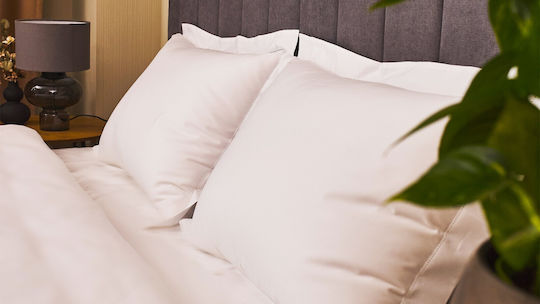 Valeria Home Set Huse Pentru Pilote 220x240cm Supradublă Cu 2 Fețe De Pernă Și 1 Cearșaf Alb