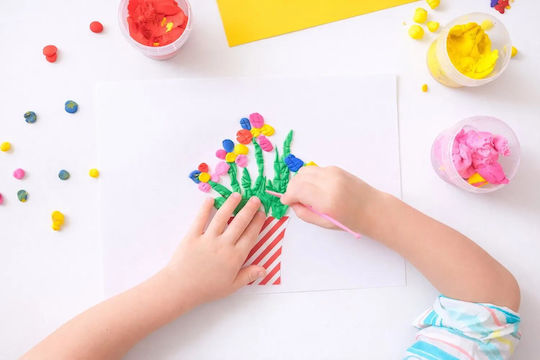 Feuchtmann Borcan Plasticină Aluat De Modelare Cu 4 Culori Pentru 2+ Ani