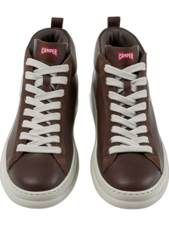 Camper