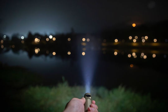 Olight Rechargeable LED Flashlight with Maximum Brightness 1900lm Baton