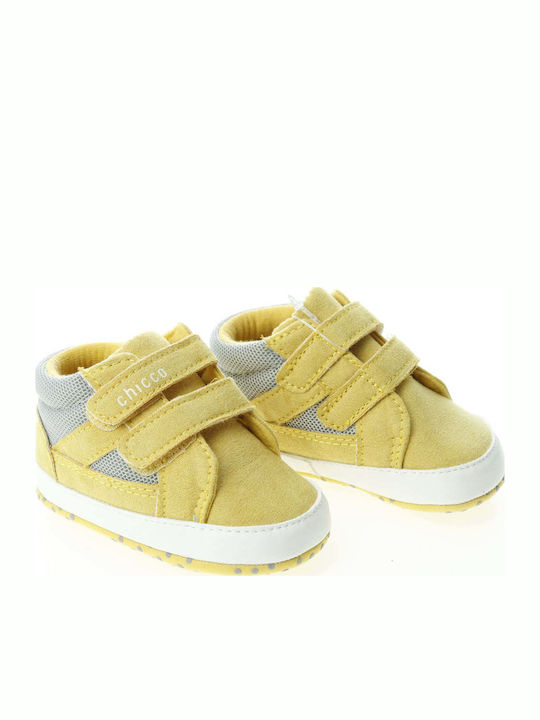 Chicco Βρεφικά Sneakers Αγκαλιάς Κίτρινα