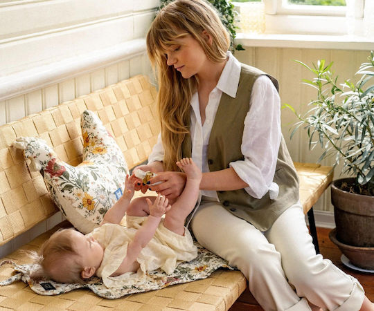 Portable Changing Pad Beige Vichy