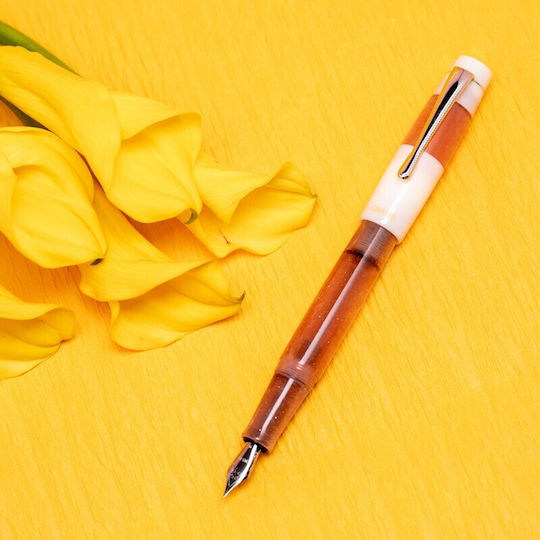 Opus 88 Fountain Pen Fine Pink With Pink Ink
