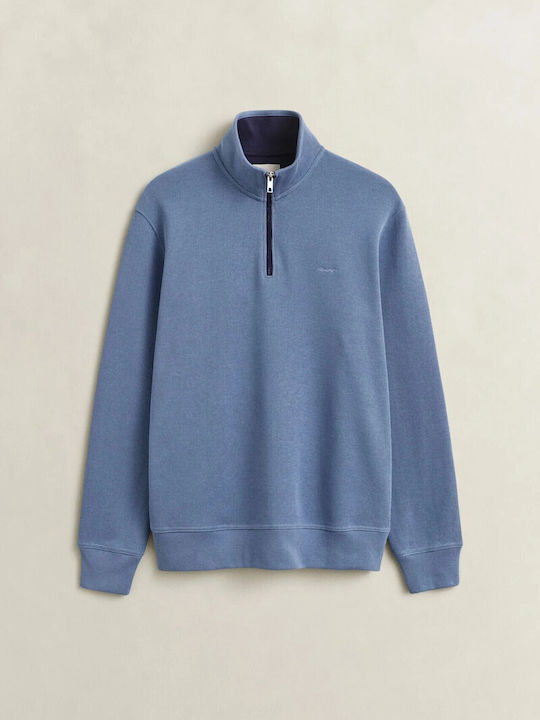 Blauer Pullover