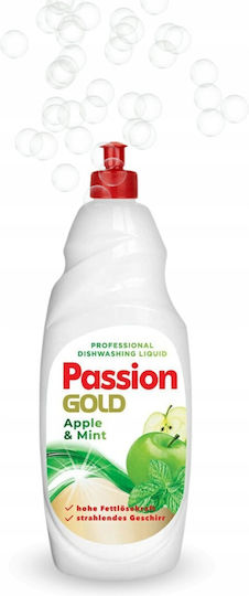 Fairy Apple Течен препарат за миене на съдове 850 ml