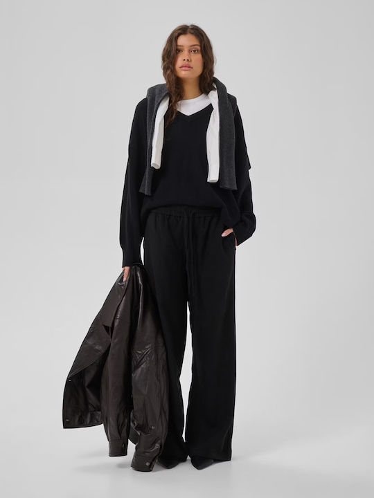Women's Pantaloons with Rubber Band in Loose Fit Black