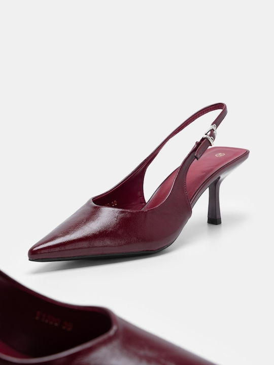 Burgunder Pumps